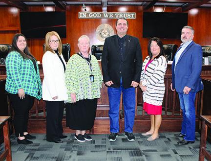 From left are Alysa Freeman, Hardin County’s first elections administrator who was hired last Wednesday; and Hardin County Election Commission members Democratic Party Chair Vicki Brekel,Tax Assessor- Collector Shirley Cook, County Judge Wayne McDaniel, County Clerk Connie Becton and Republican Party Chair Tony Robertson. Dan Eakin photo