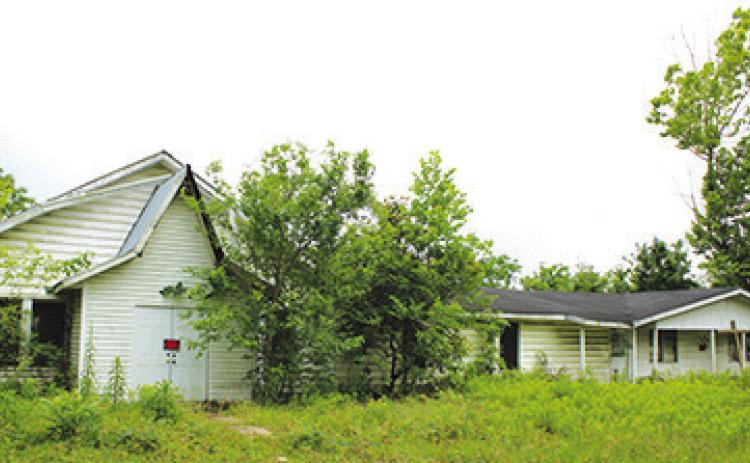 This abandoned church, located on the southwest corner of Bear and Beech streets in Kountze, had valuable materials in it which had been stolen. Kountze police and sheriff’s deputies located the items at a nearby residence and the items were placed back inside the abandoned church. Five people at the residence were arrested on various charges and another was arrested in a traffic stop. Photo by Dan Eakin